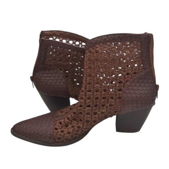 Coconuts By Matisse Caught Up Woven Leather Perforated Western Style Boots 7.5 - Picture 6 of 14